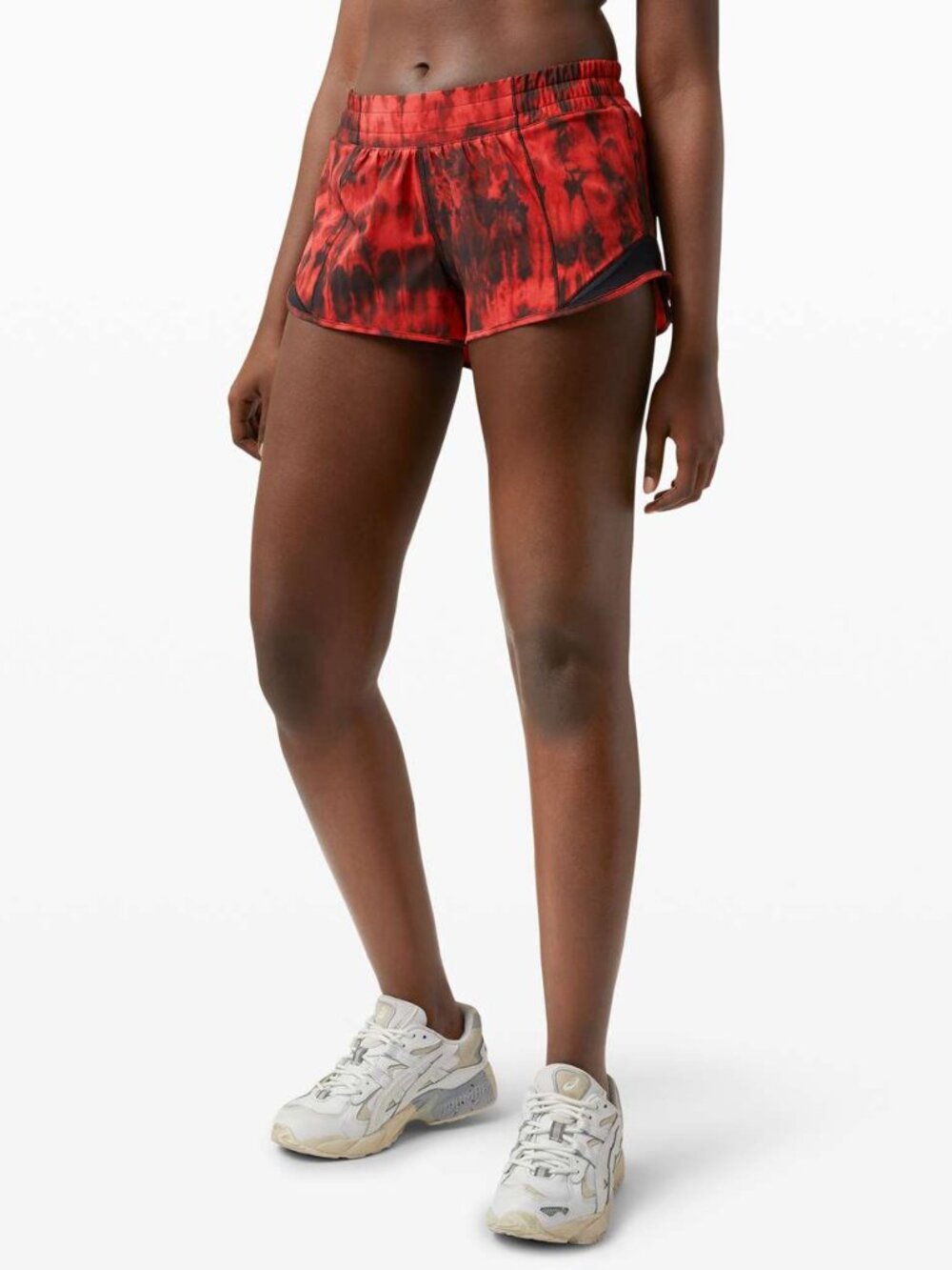 Lululemon Hotty Hot Short II 2.5" *Game Day Size 8
